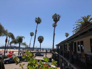 ala mar by the sea