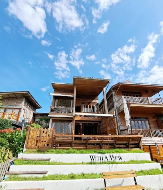 with a view hotel chiangkhan