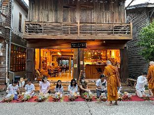 with a view hotel chiangkhan