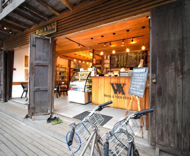 with a view hotel chiangkhan