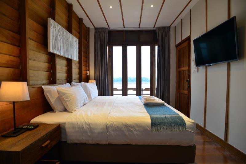 with a view hotel chiangkhan