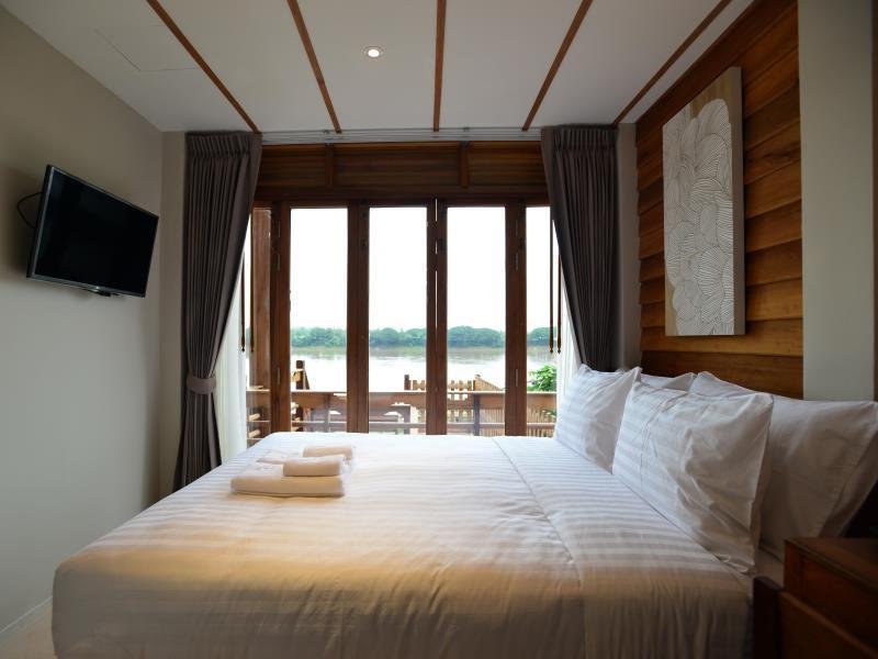 with a view hotel chiangkhan