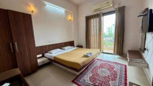 Hotel Mahendra,,3 star