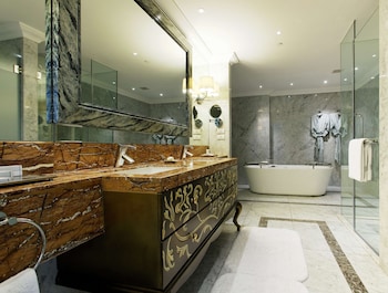 Raffles Makati,Near Ayala Center,5 star