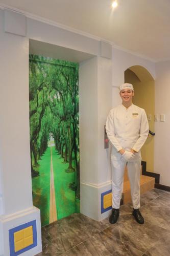 Royal Bellagio Hotel,Near Ayala Center,4 star