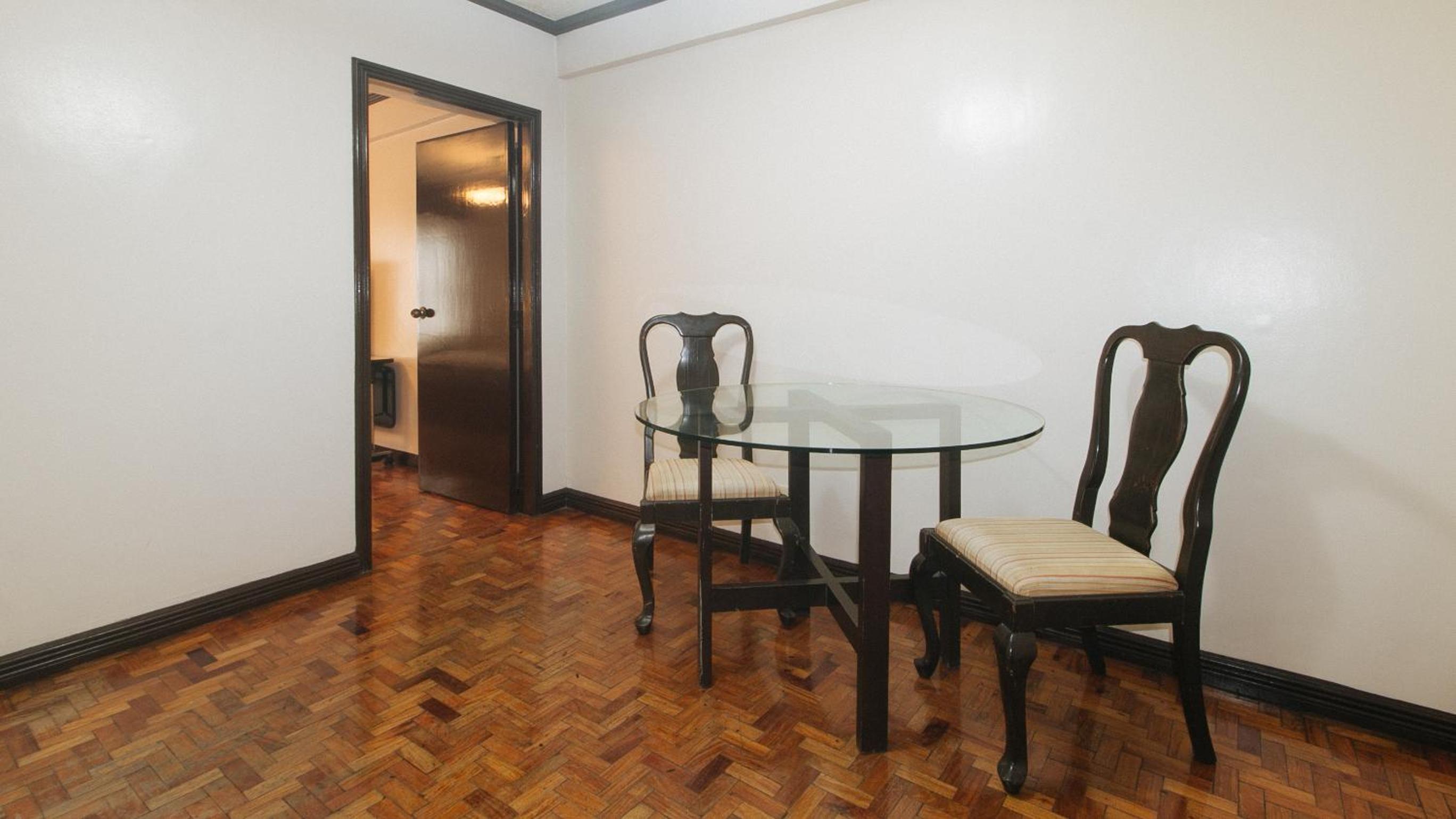 el rico suites