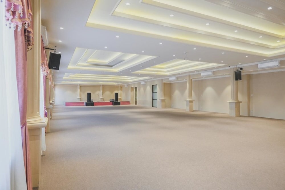 reddoorz plus near soekarno hatta airport 2