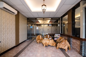 reddoorz plus near soekarno hatta airport 2