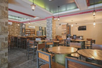 reddoorz plus near soekarno hatta airport 2