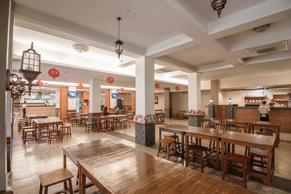 reddoorz plus near soekarno hatta airport 2