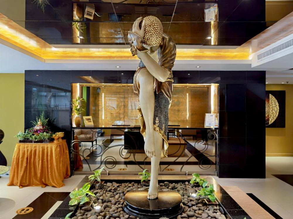 nova gold hotel pattaya