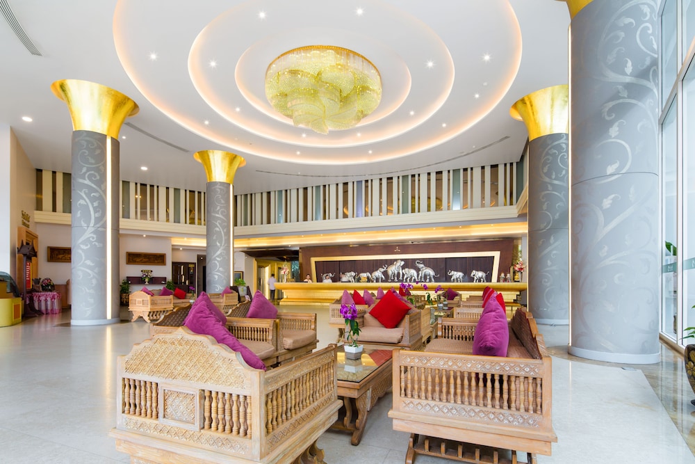 aiyara grand hotel
