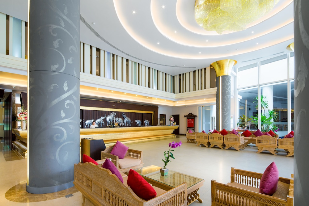 aiyara grand hotel