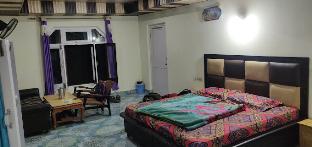 gautam guest house