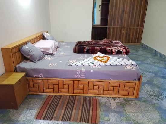 gautam guest house