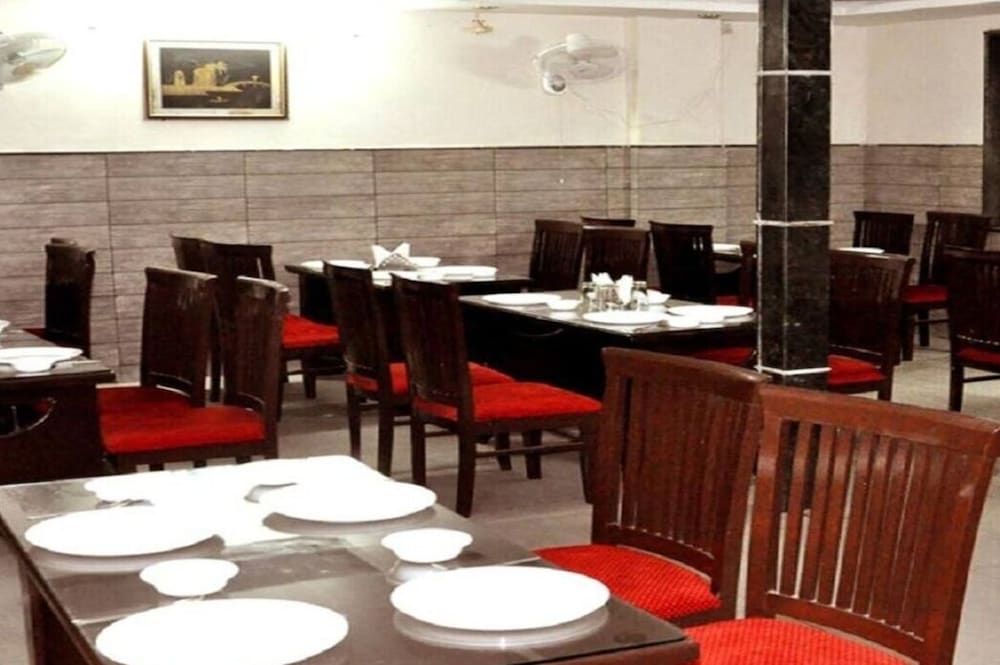 hotel jagdish residency