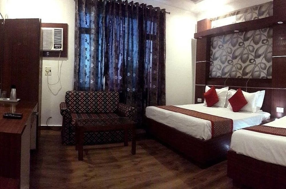 hotel jagdish residency