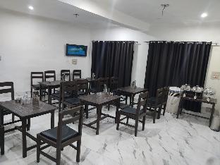 Hotel Silver Inn,Near Shalimar Garden Pazwalpura Rainawari Srinagar Jammu And Kashmir 190025,3 star