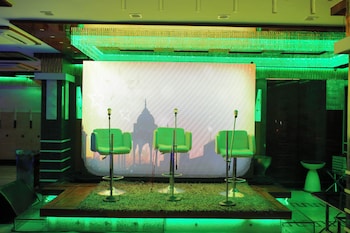 Hotel Shanti Kutir,Swaroop Nagar,3 star