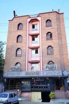 Sakthi Hotel,,2 star