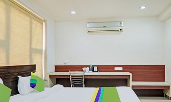 treebo elite city upper bazar