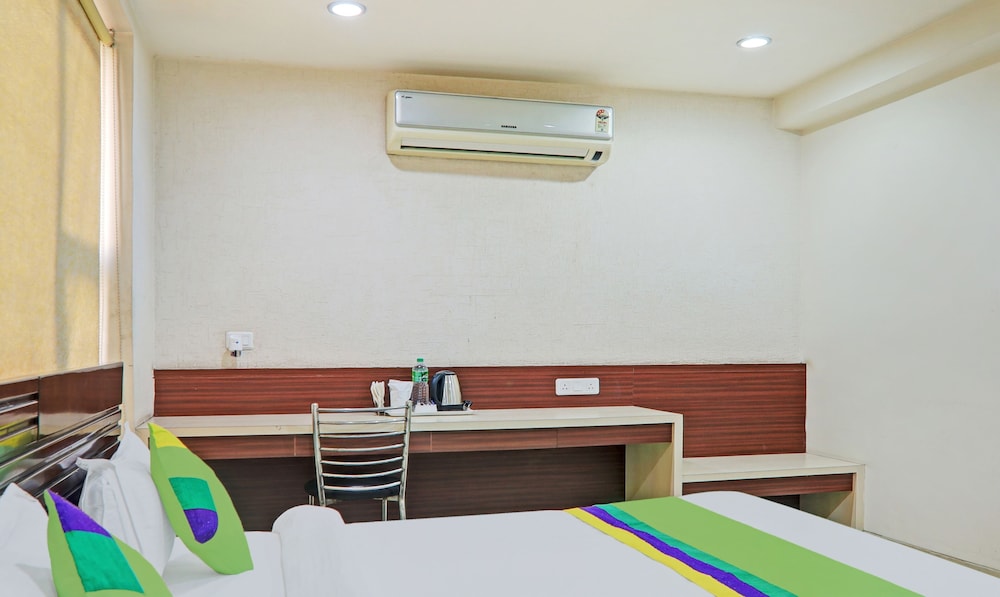 treebo elite city upper bazar