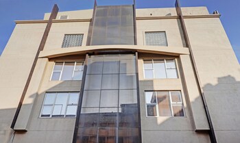 treebo elite city upper bazar