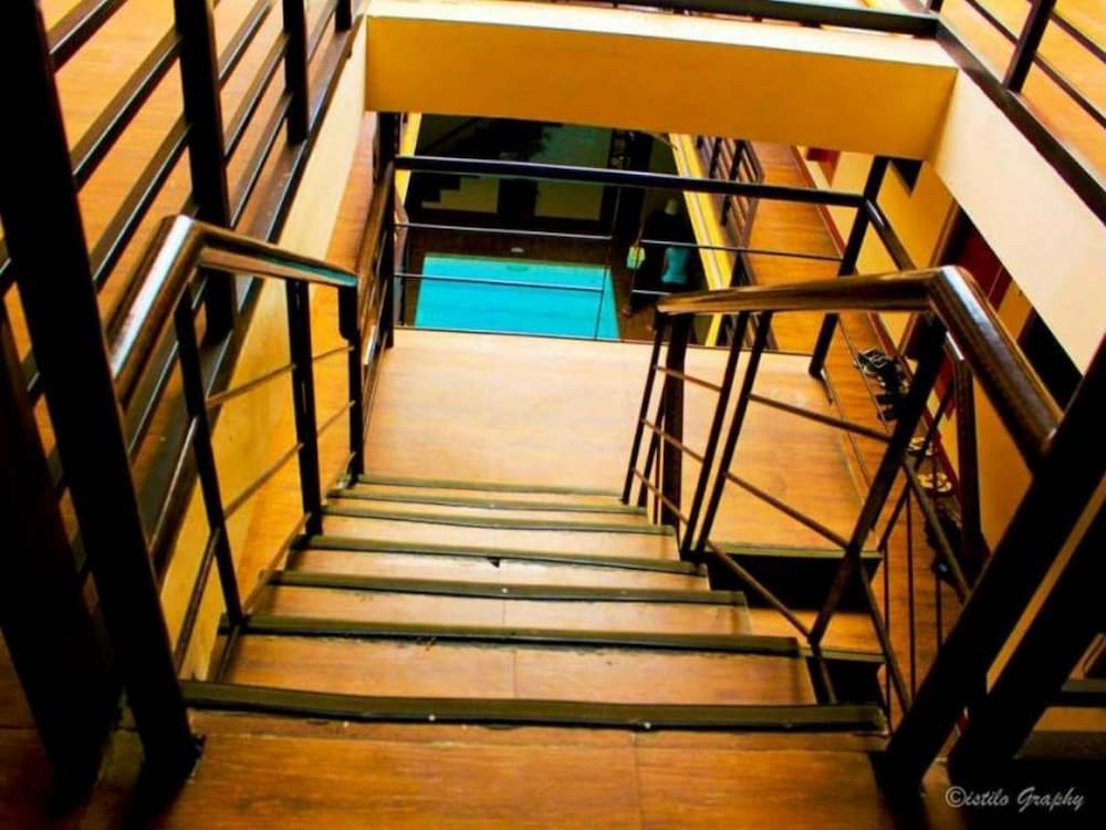 hidden pearl hotel janus luxury suites