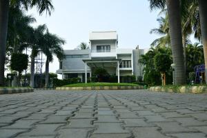 nijaguna resort and spa chamarajanagar
