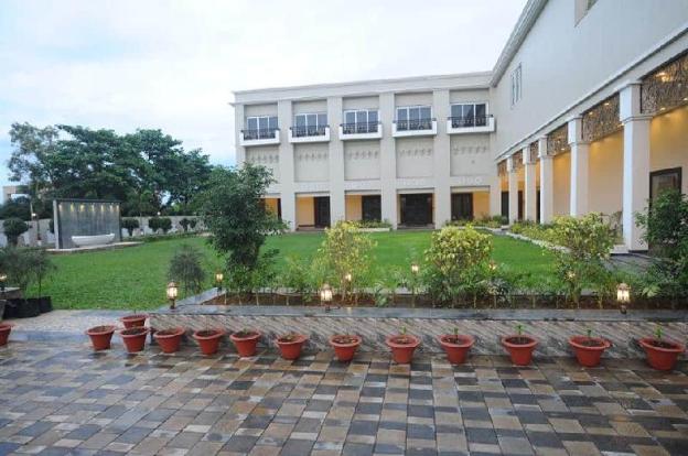 hotel surya garden