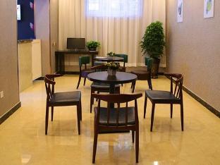 gt alliance urumqi airport hotel