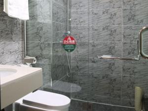 gt alliance urumqi airport hotel