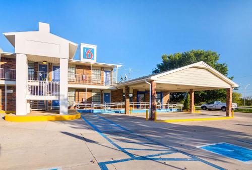 Motel 6 Lawton, Ok,Fort Sill>>Comanche,2 star