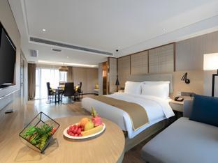 echarm hotel wuhan huangpu erqi xiaolu metro stati