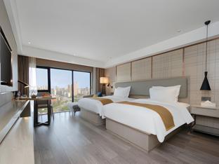 echarm hotel wuhan huangpu erqi xiaolu metro stati