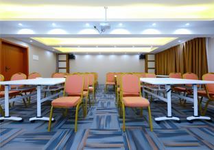 echarm hotel wuhan huangpu erqi xiaolu metro stati