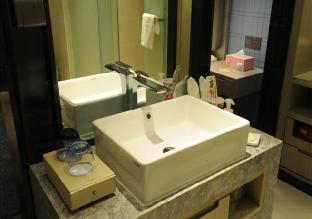 echarm hotel nanning jiangbin park river view