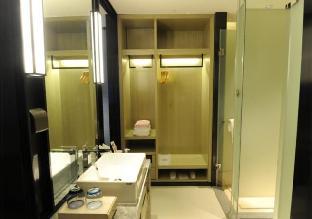 echarm hotel nanning jiangbin park river view