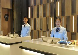 echarm hotel nanning jiangbin park river view