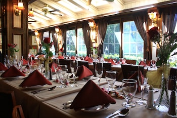 saddleback inn