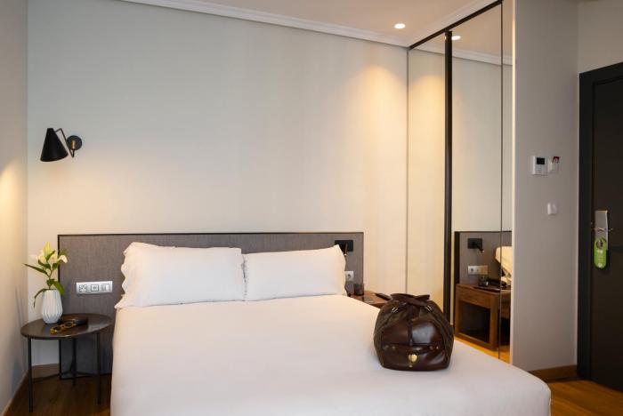 petit palace triball