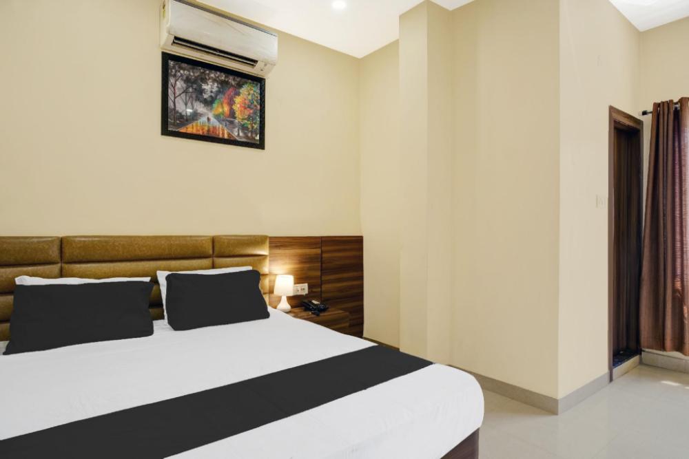 super hotel o lalganesh formerly royal avenue