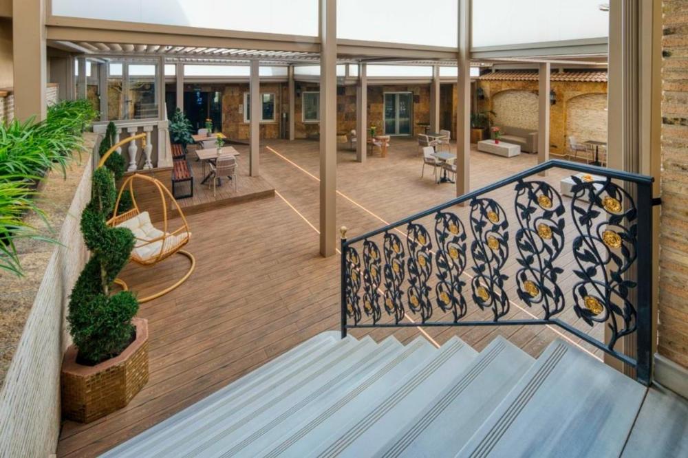 hotel caballero errante