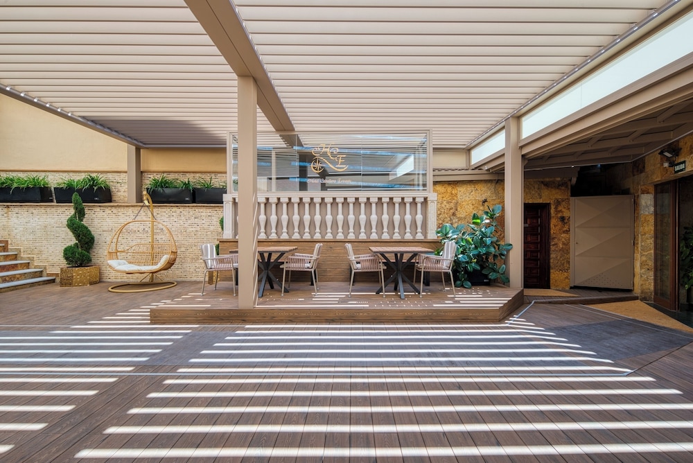hotel caballero errante