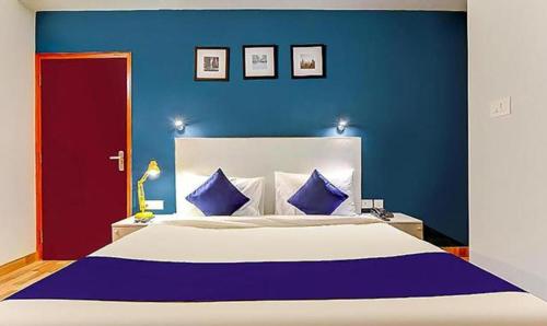 super collection o sector 20 noida