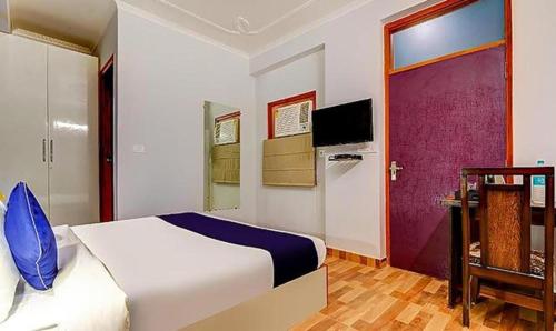 super collection o sector 20 noida