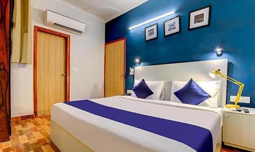 super collection o sector 20 noida