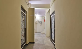 Hotel Kdm,Nana Mava,3 star