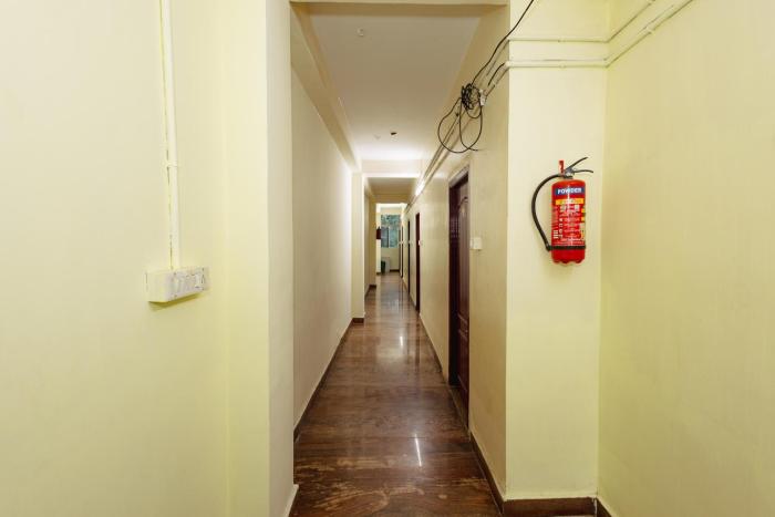 oyo 42632 pvt royal residency