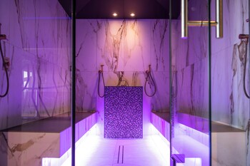 hotel emmy five elements
